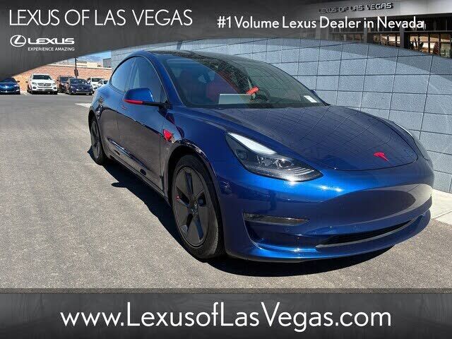 2021 TESLA Model 3