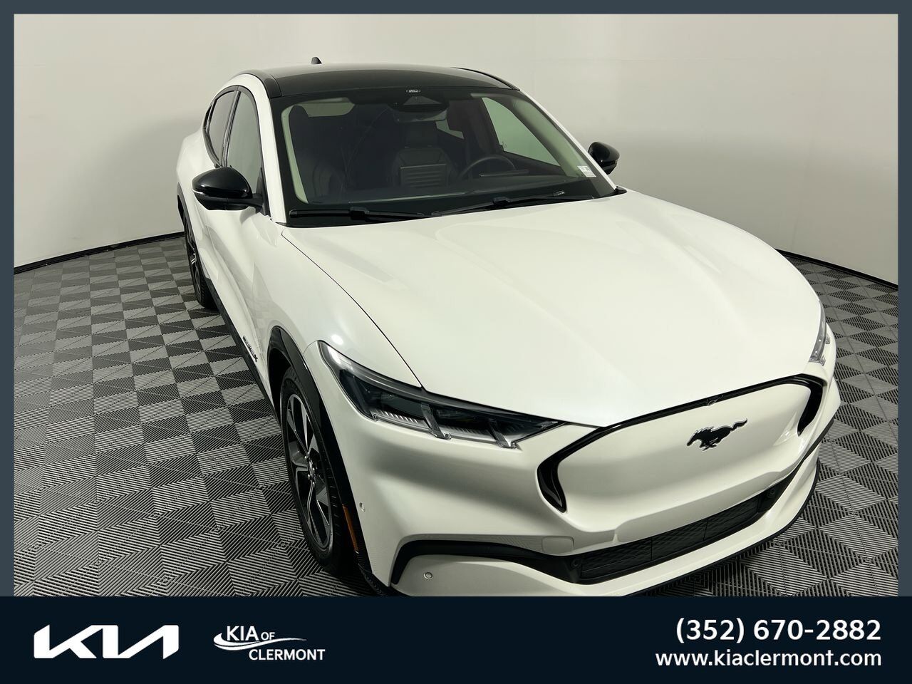 2022 FORD Mach-E