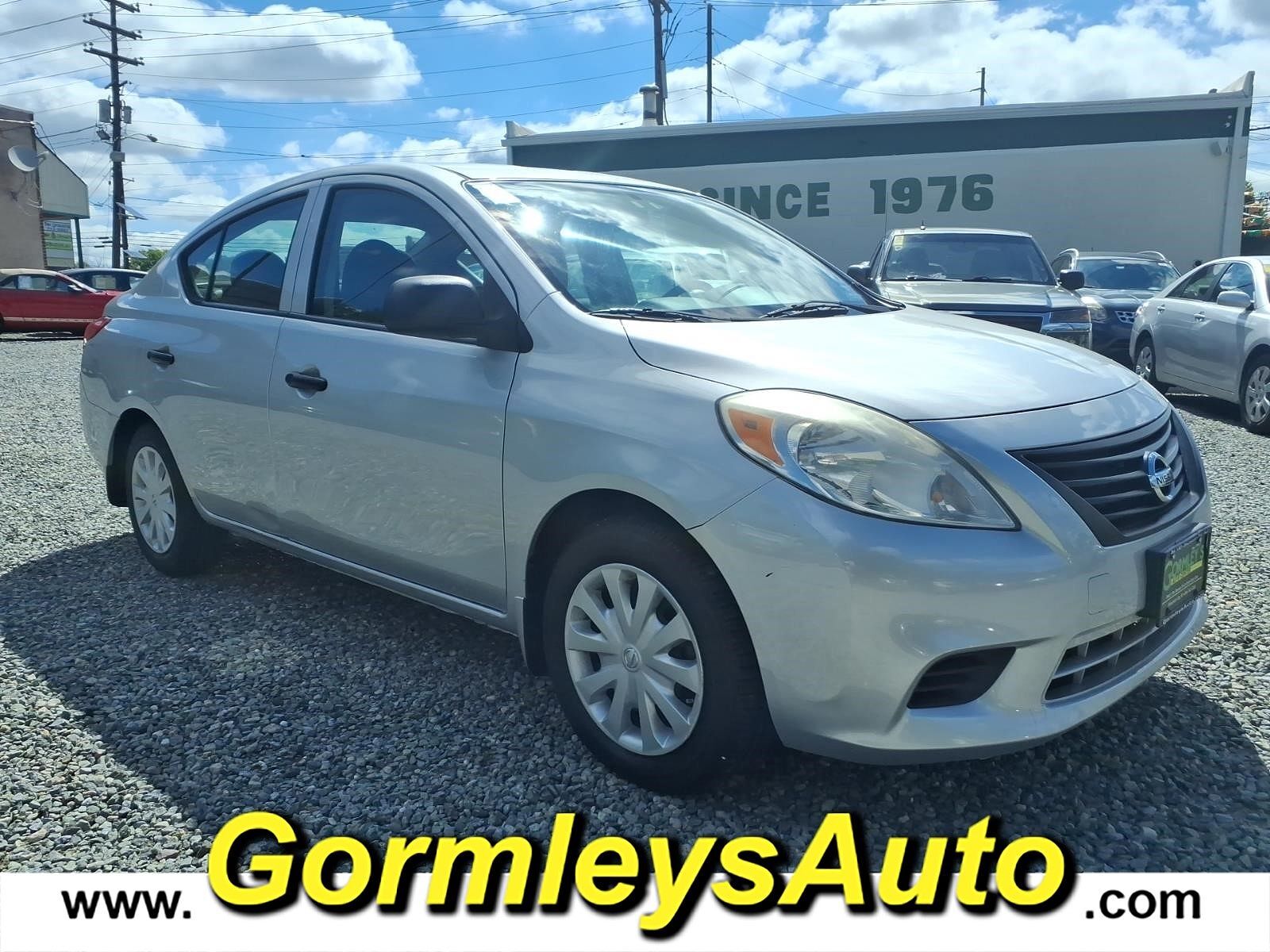 2012 NISSAN Versa