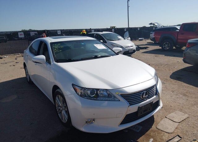 2014 LEXUS ES