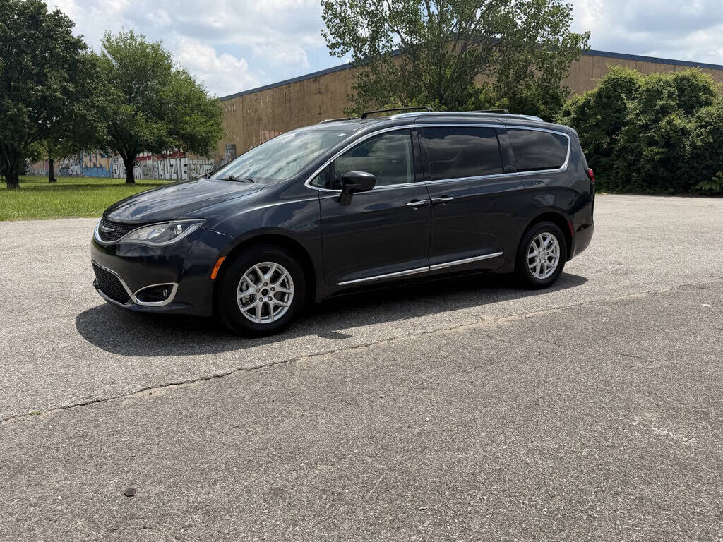 2020 CHRYSLER Pacifica