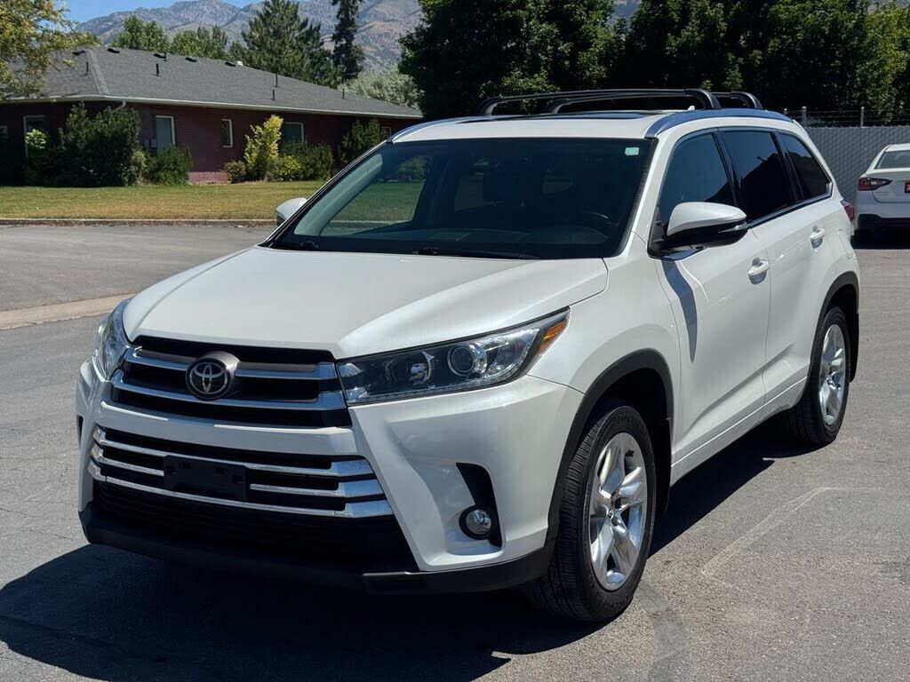 2018 TOYOTA Highlander