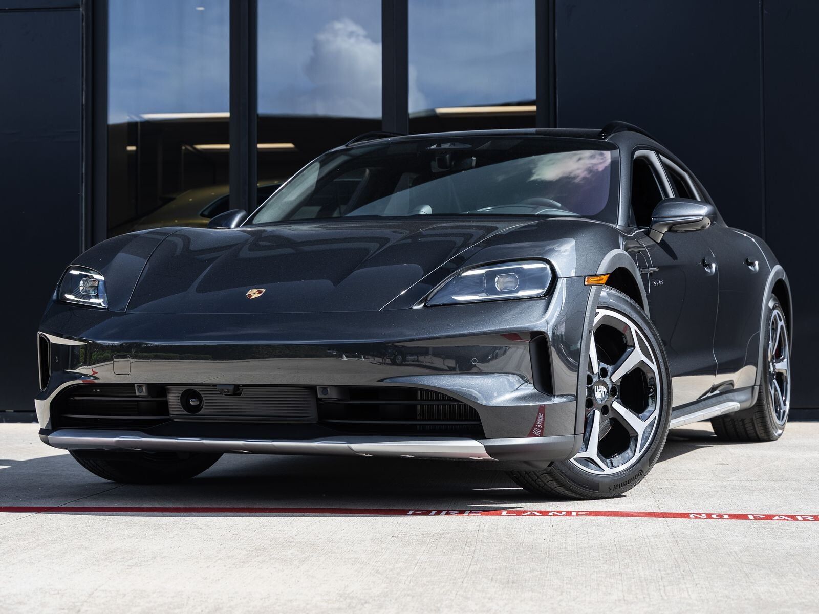 2026 PORSCHE Taycan