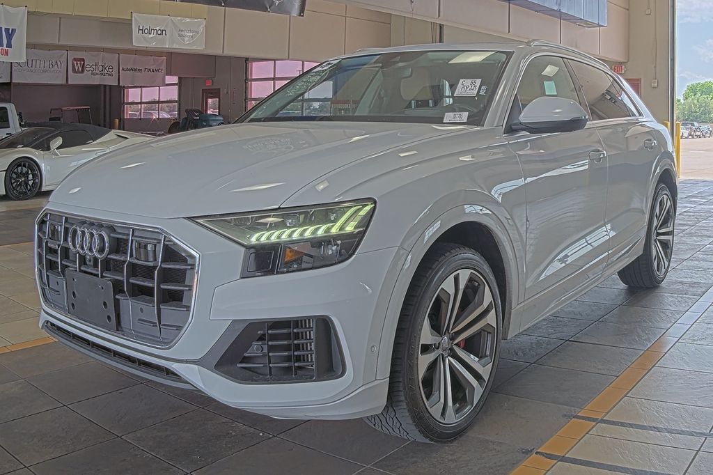 2019 AUDI Q8