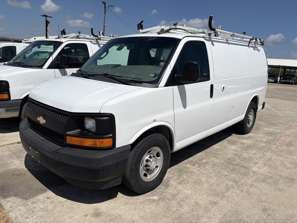 2017 CHEVROLET Express