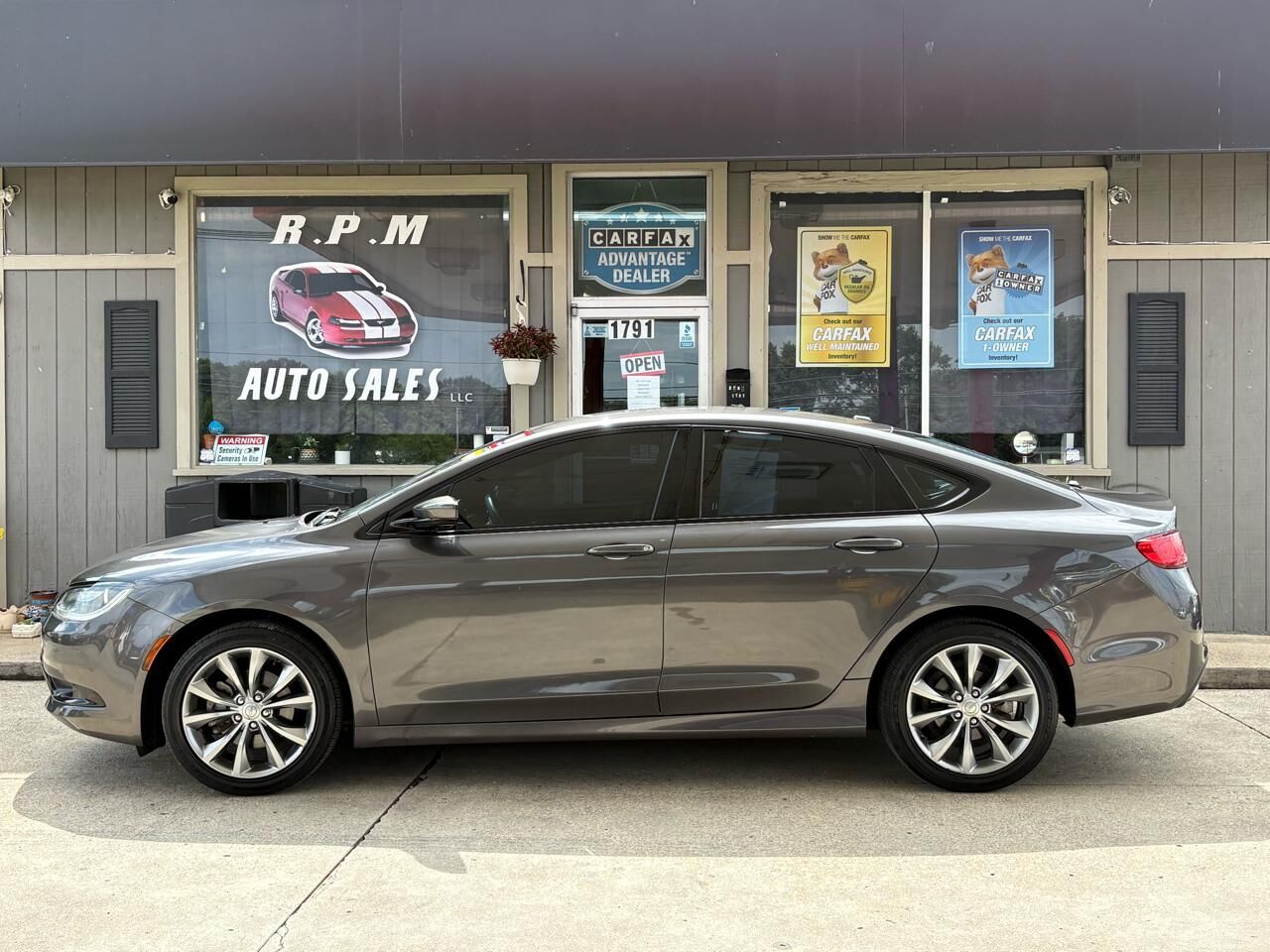 2016 CHRYSLER 200