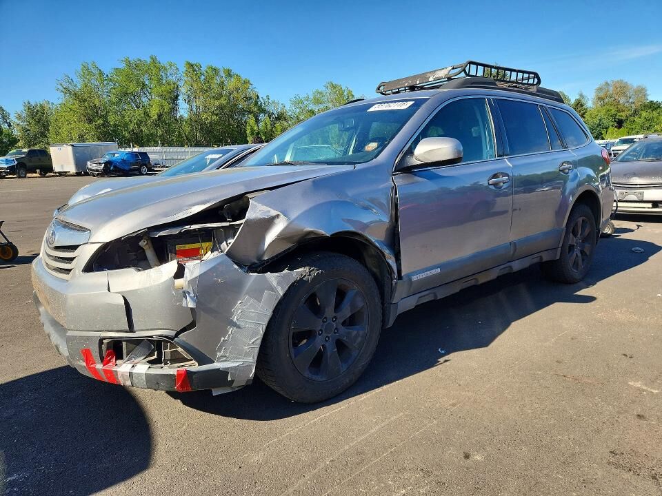 2010 SUBARU Outback