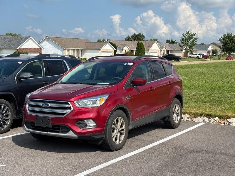 2017 FORD Escape