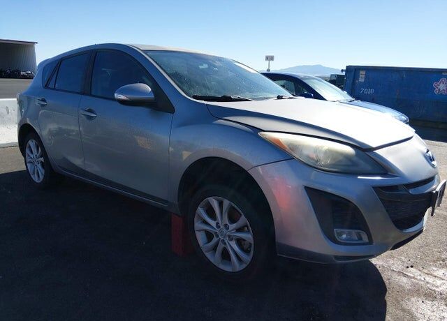 2010 MAZDA Mazda3