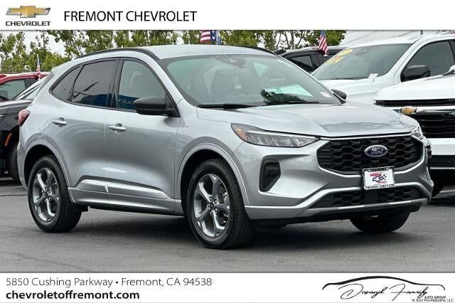 2023 FORD Escape