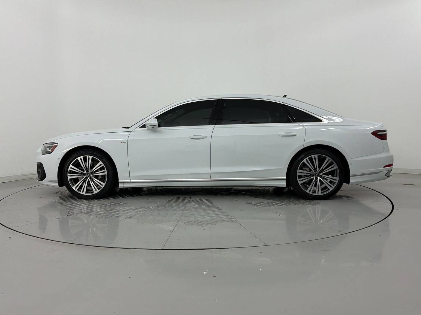 2023 Audi A8 L