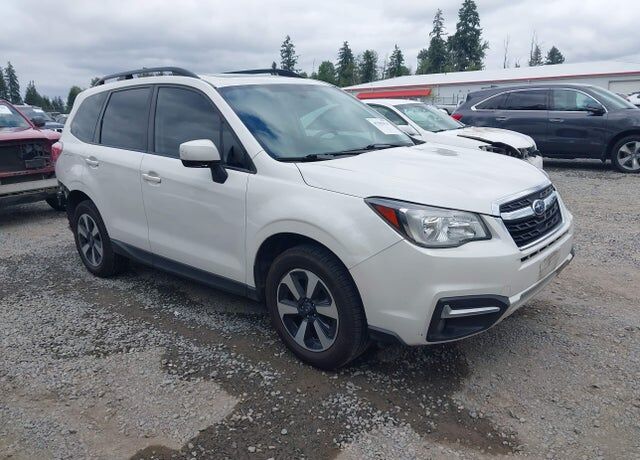 2018 SUBARU Forester