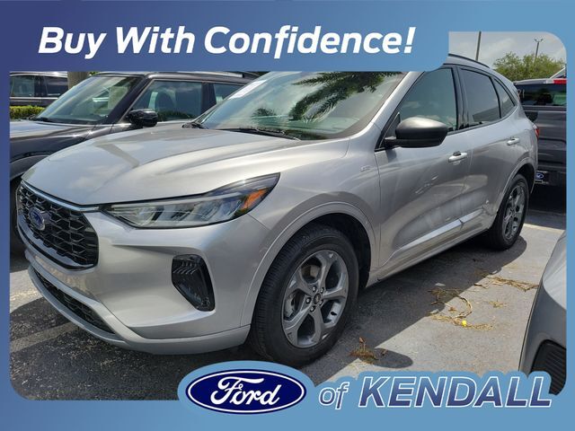 2024 FORD Escape