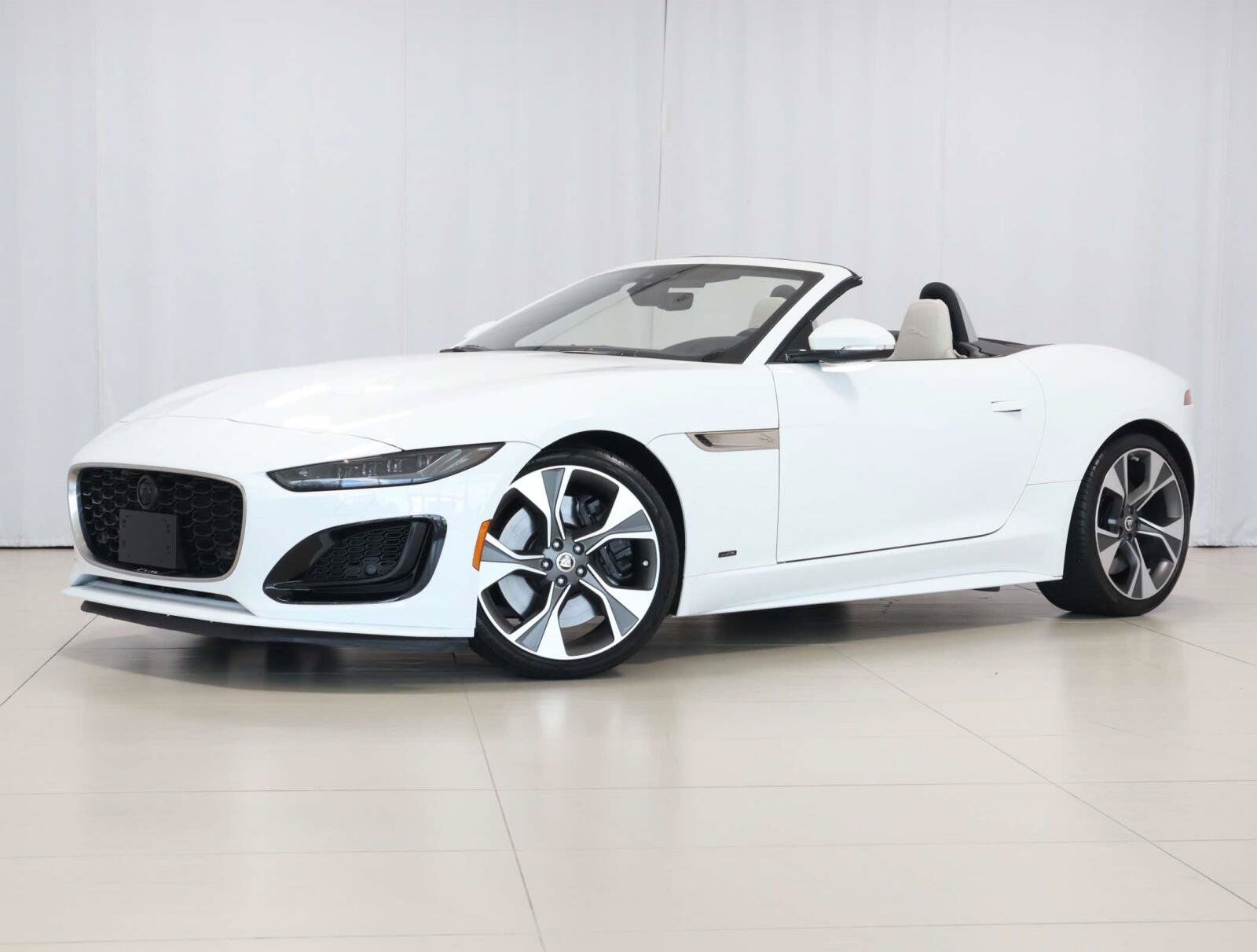 2024 JAGUAR F-Type