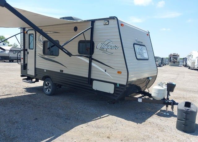 2018 FOREST RIVER Clipper Towable