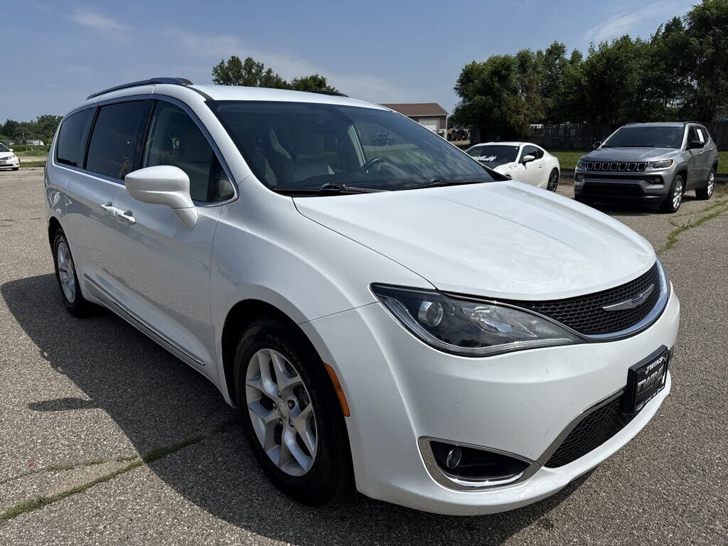 2018 CHRYSLER Pacifica