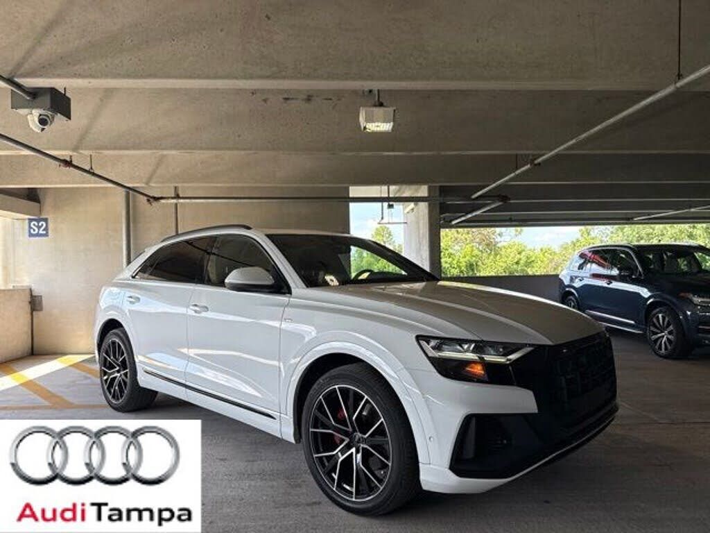 2022 AUDI Q8