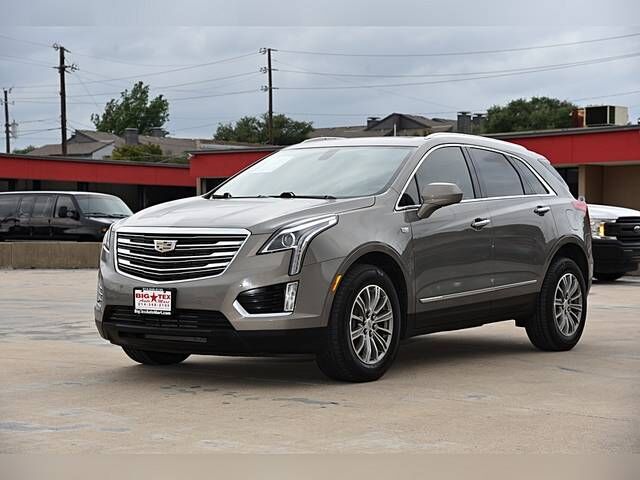 2017 CADILLAC XT5