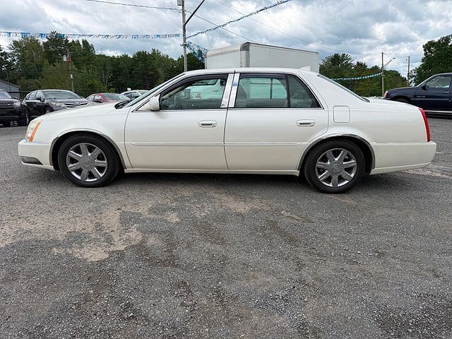 2011 CADILLAC DTS