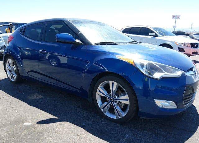 2016 HYUNDAI Veloster