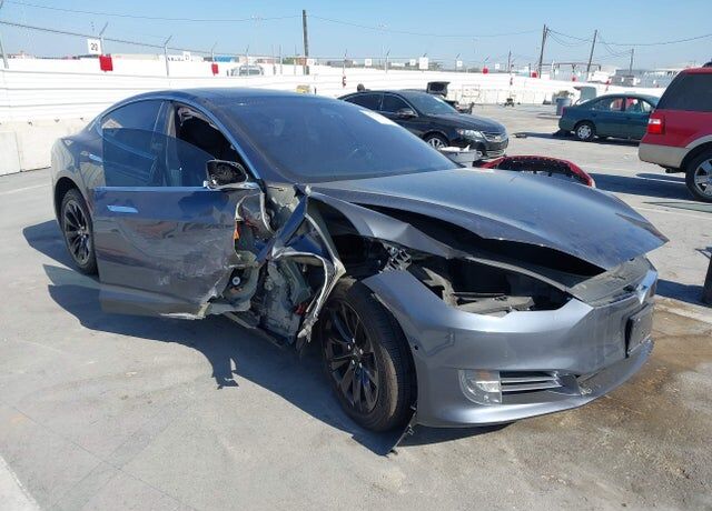 2018 TESLA Model S