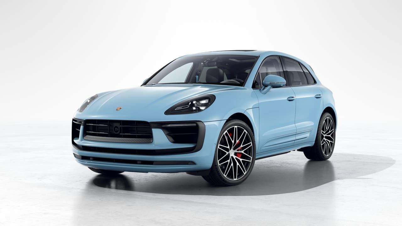 2026 PORSCHE Macan