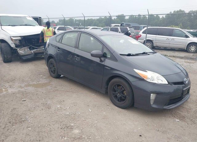 2015 TOYOTA PRIUS