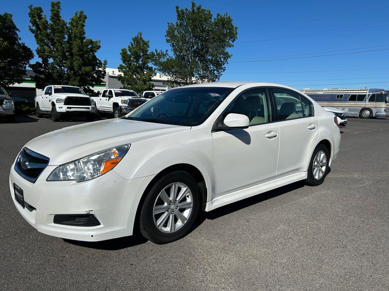 2011 SUBARU Legacy