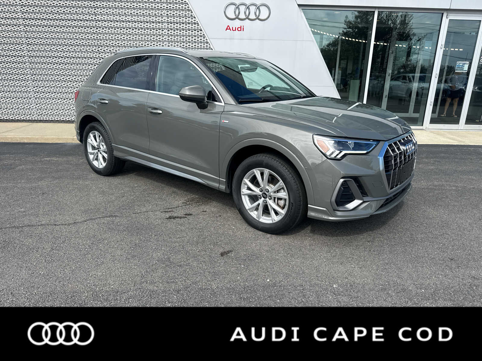 2023 AUDI Q3