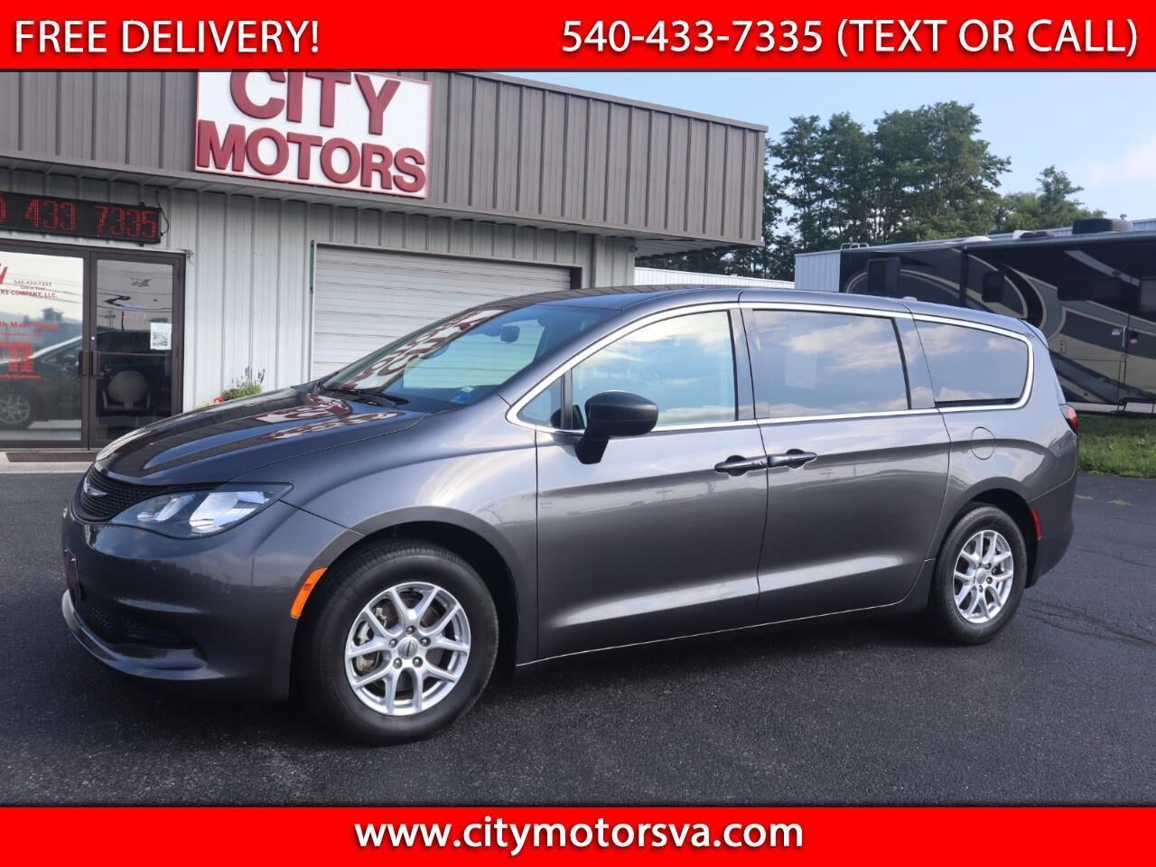 2023 CHRYSLER Voyager