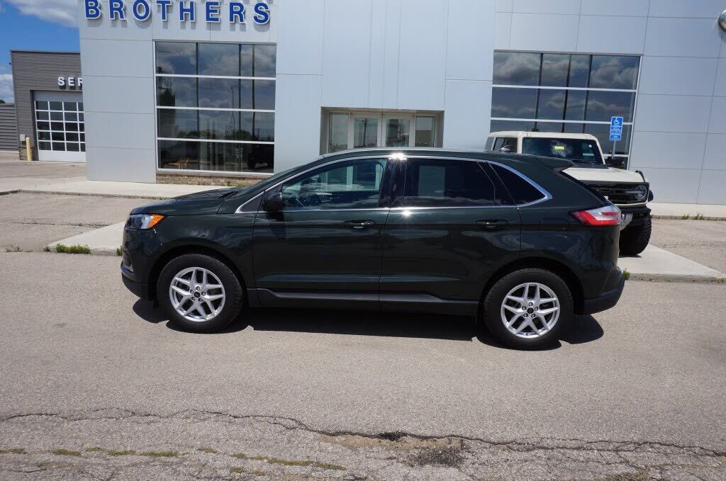 2023 FORD Edge