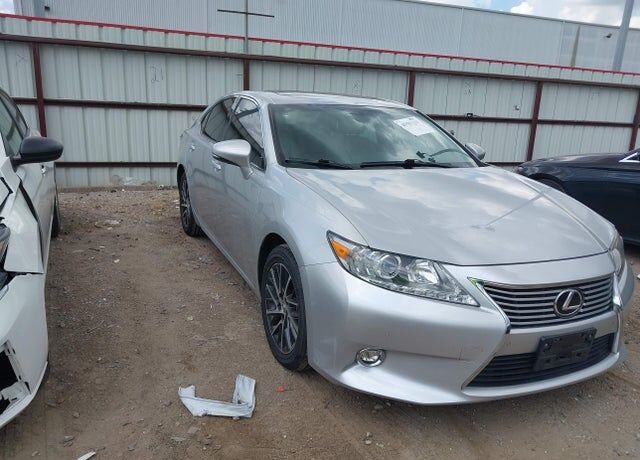 2014 LEXUS ES