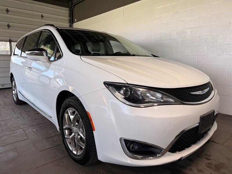 2018 CHRYSLER Pacifica