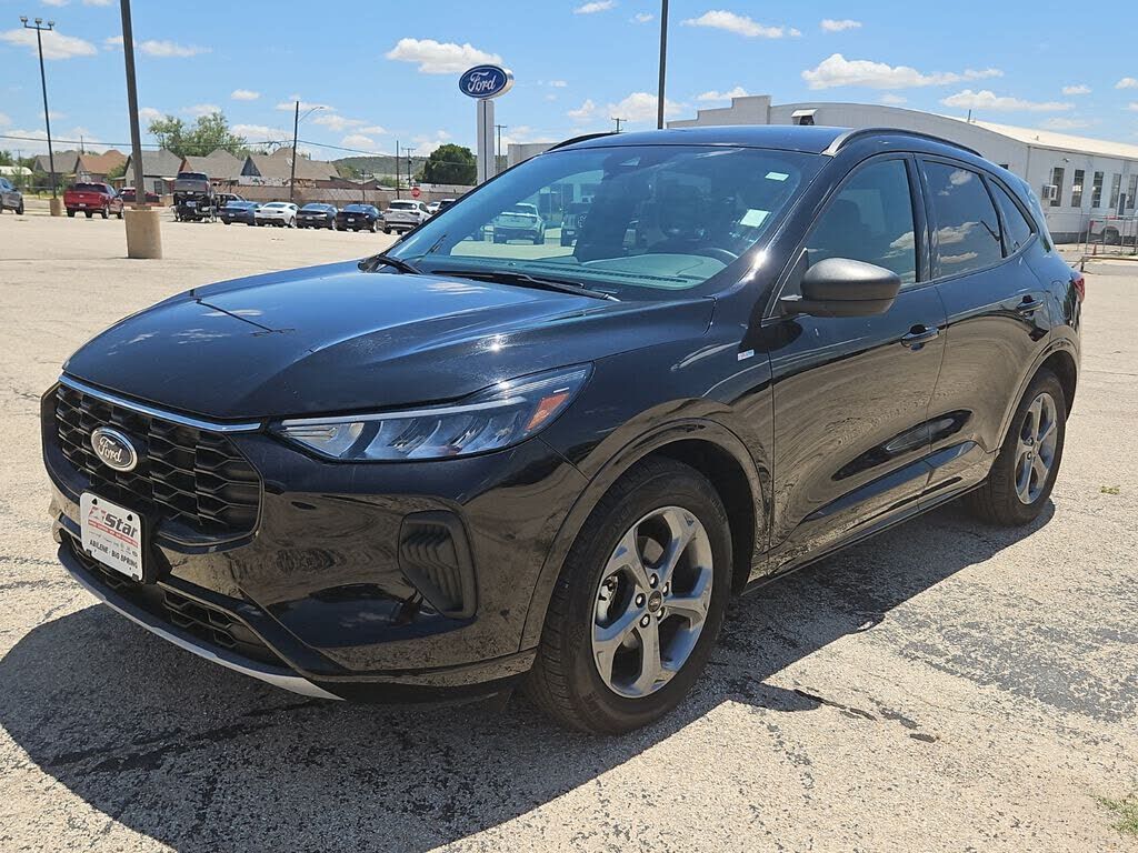 2024 FORD Escape