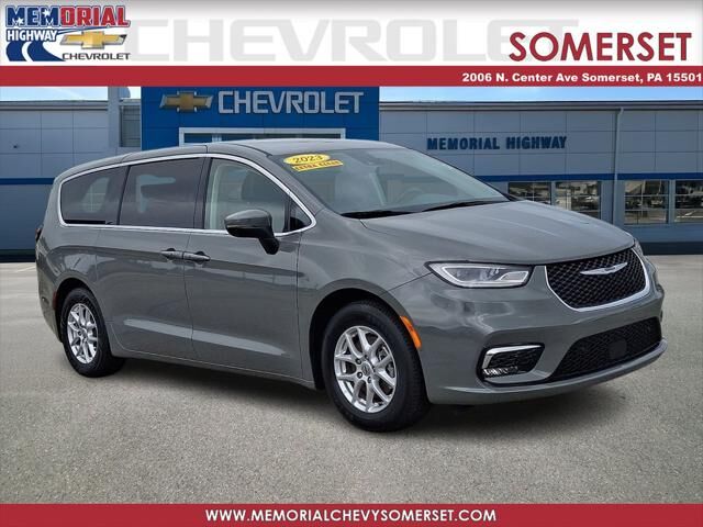 2023 CHRYSLER Pacifica
