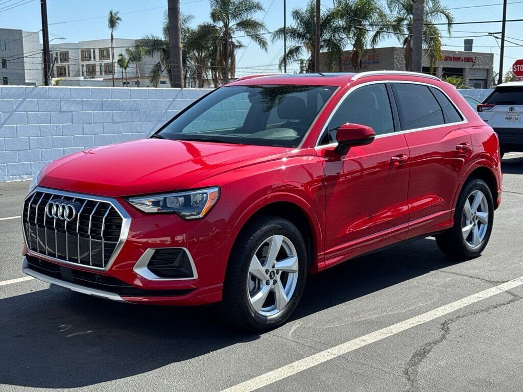 2022 Audi Q3