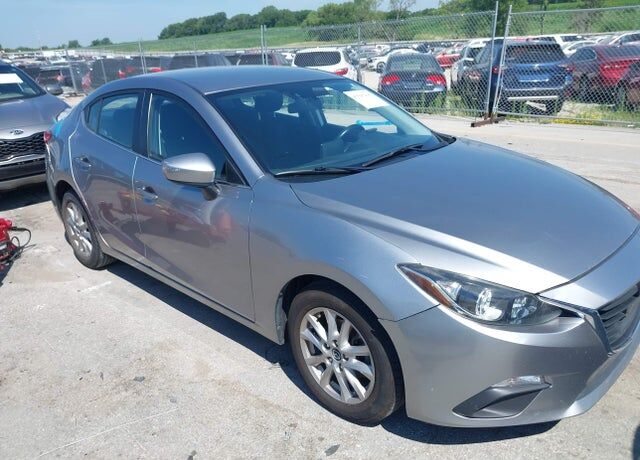 2016 MAZDA Mazda3