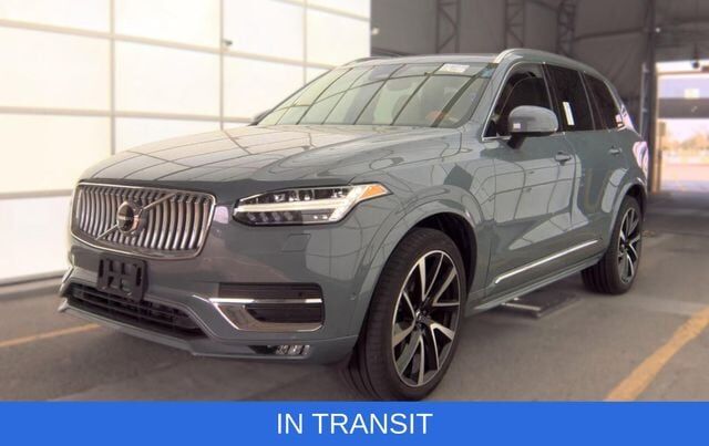2023 VOLVO XC90