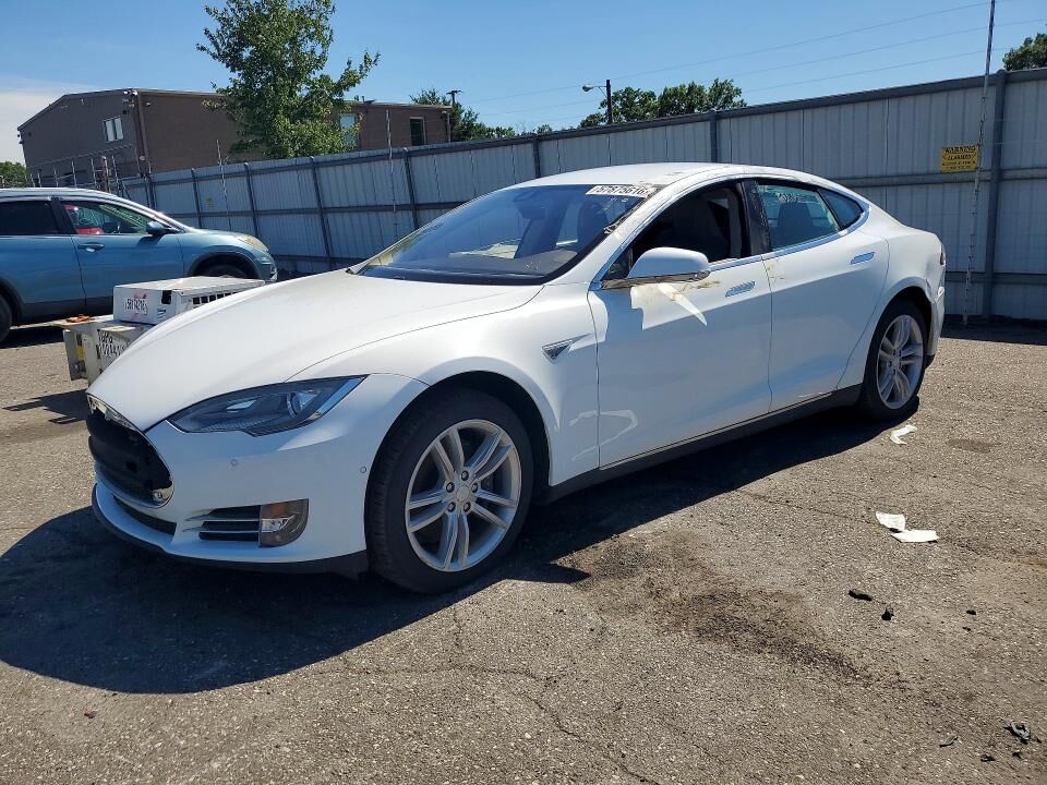 2014 TESLA Model S