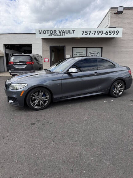 BMW M235i