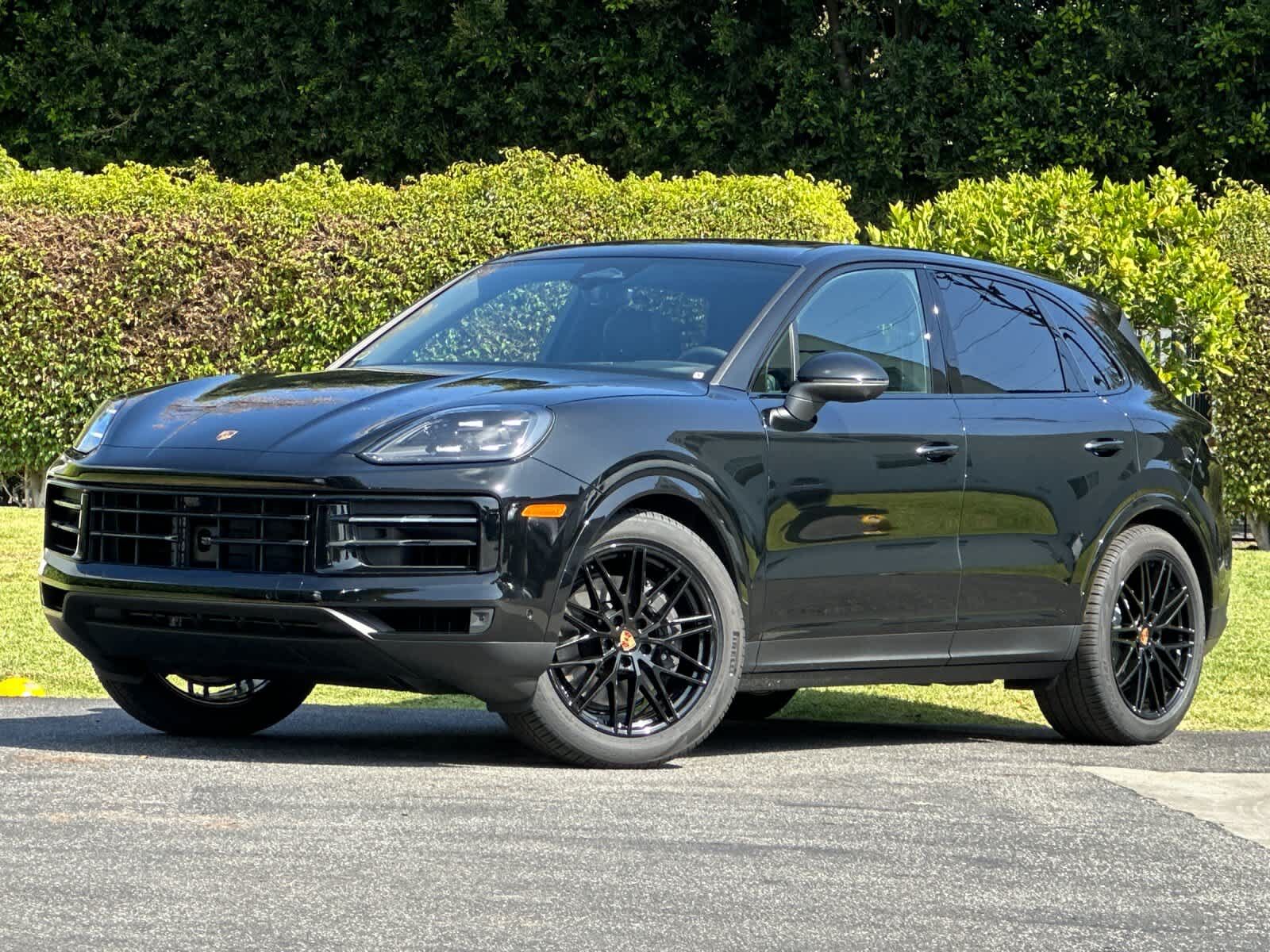 2026 PORSCHE Cayenne