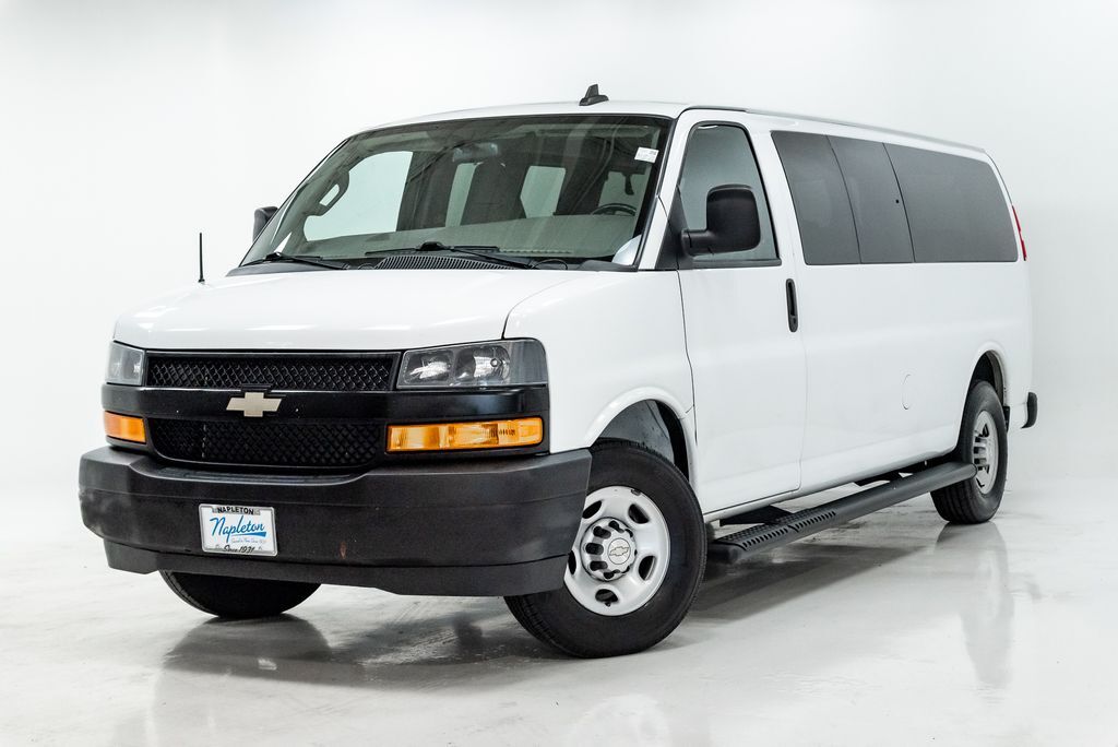 2022 CHEVROLET Express