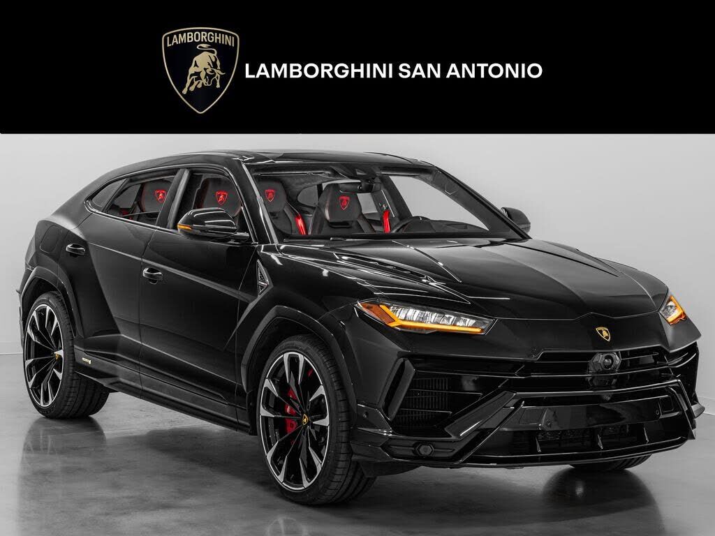 2024 LAMBORGHINI URUS