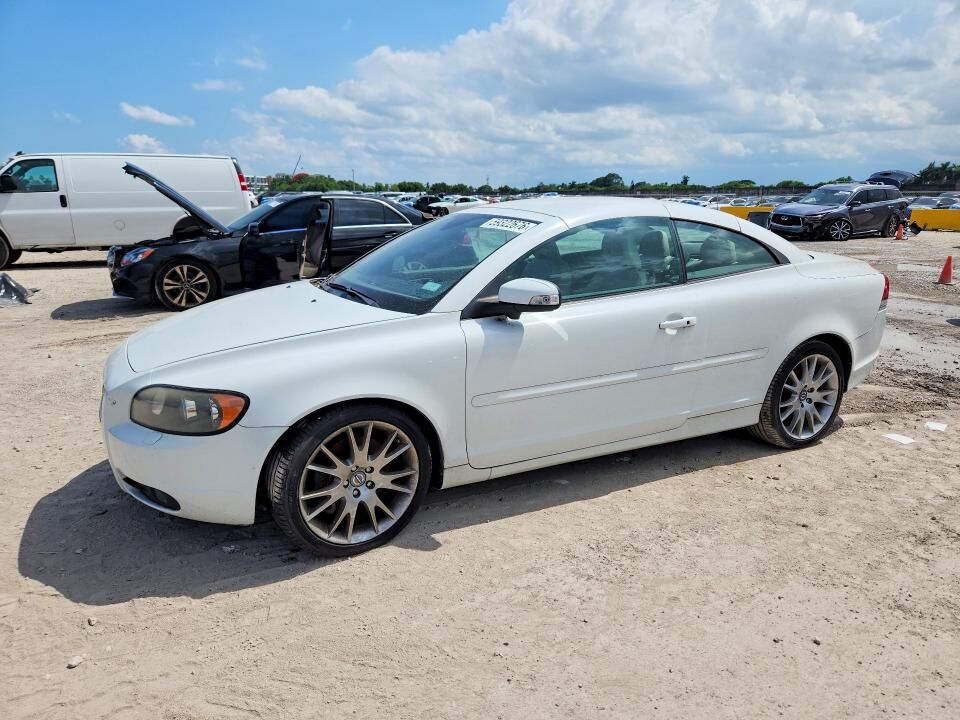 2009 VOLVO C70