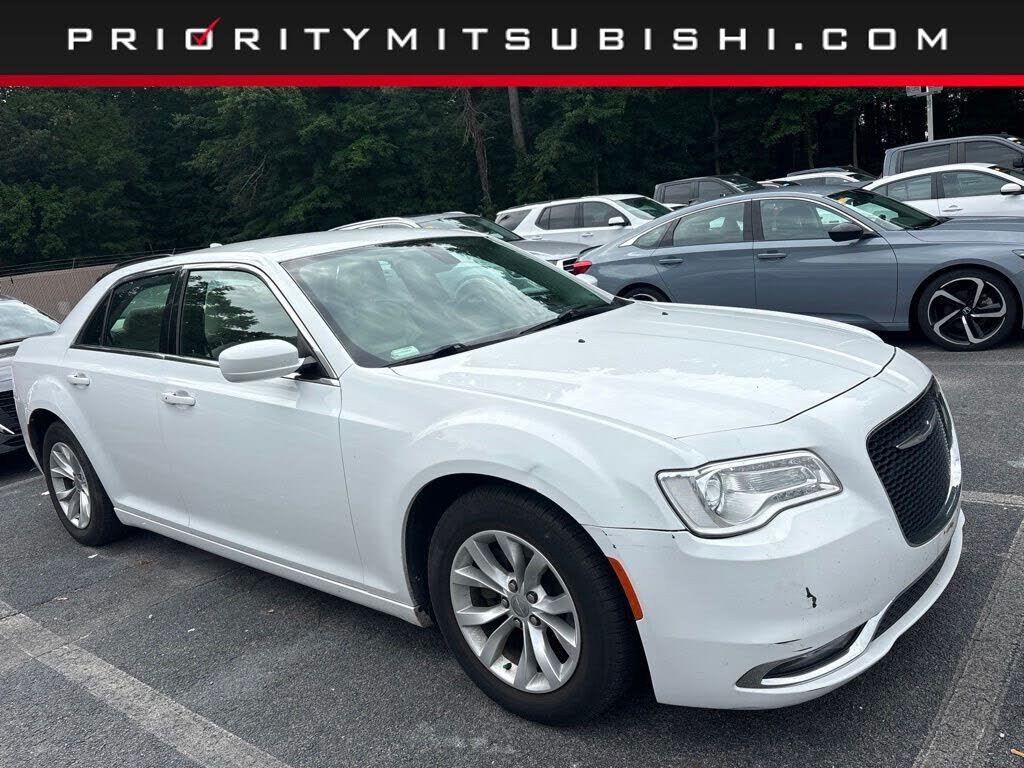 2015 CHRYSLER 300