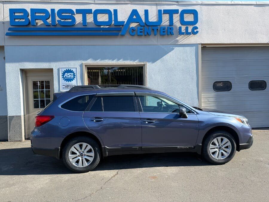 2017 SUBARU Outback