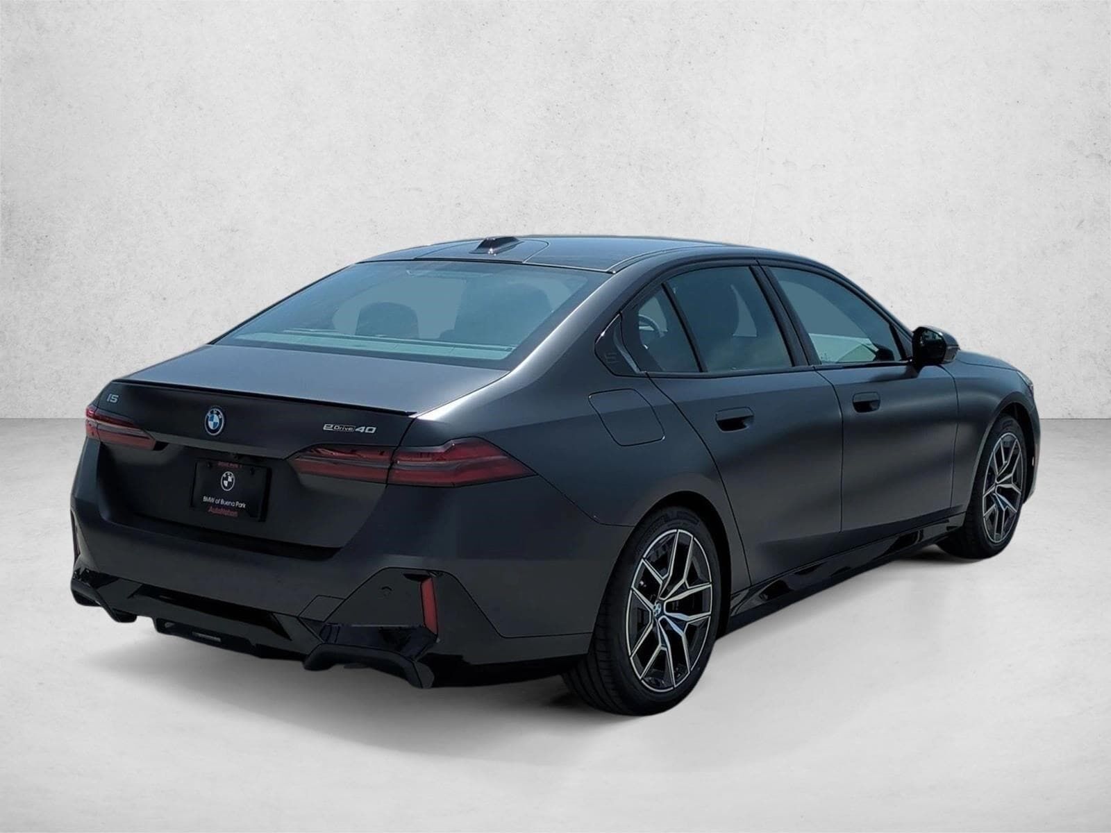 2026 BMW i5