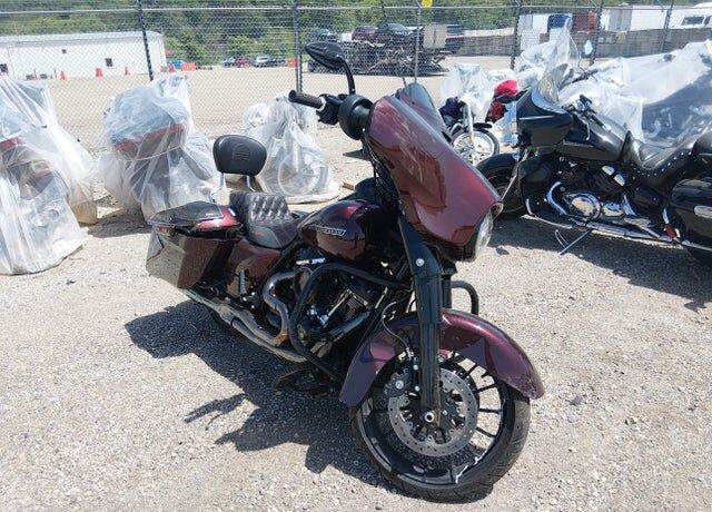 2018 HARLEY DAVIDSON FLHXS / Street Glide Special