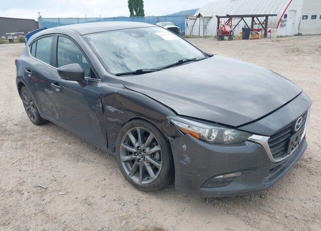 2018 MAZDA Mazda3