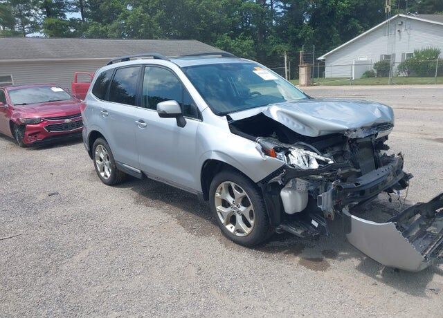 2017 SUBARU Forester
